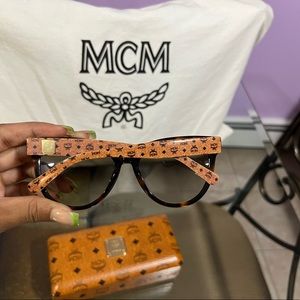 MCM Tortoise Brown Mcm639s 216 Tortoise/Cognac Visetos Sunglasses